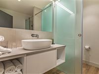 Tamar River Room - Peppers Silo Hotel